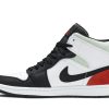 852542-100 Air Jordan 1 Mid SE Red Black Toe Sko-1