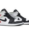 852542-100 Air Jordan 1 Mid SE Red Black Toe Sko-4